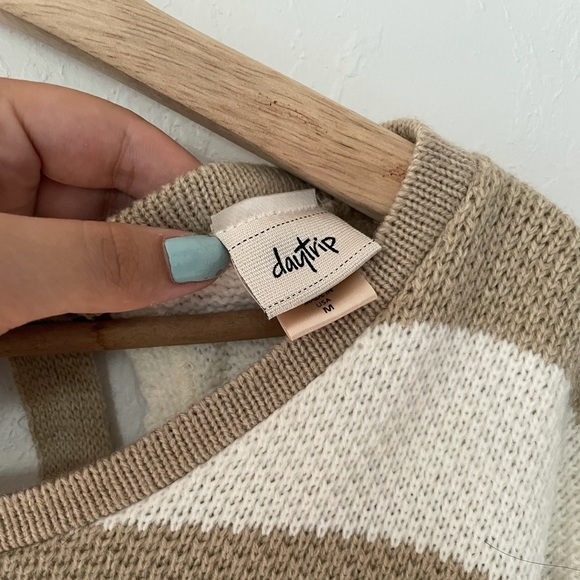 Striped open back sweater - Picture 4 of 4